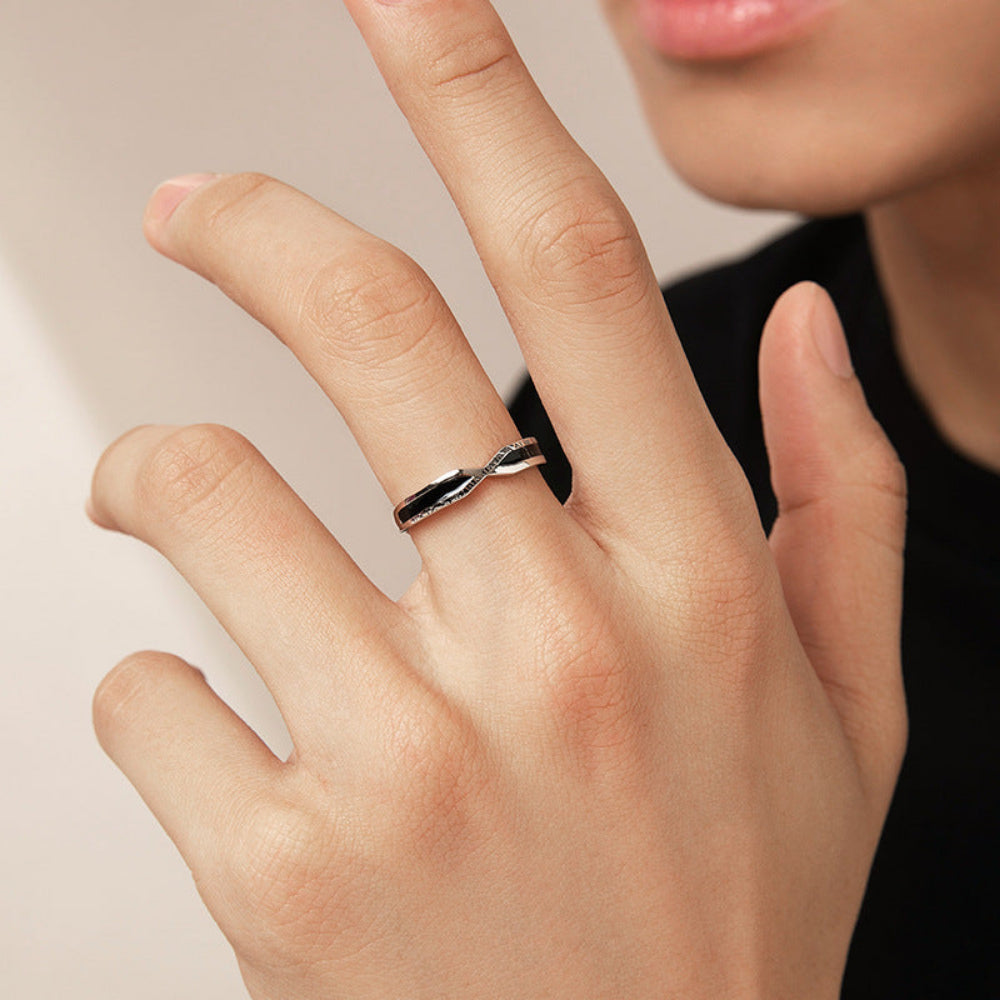 Signature Ring